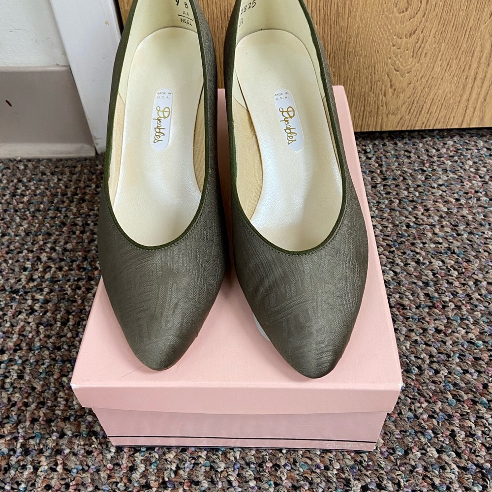 Women’s Shoes